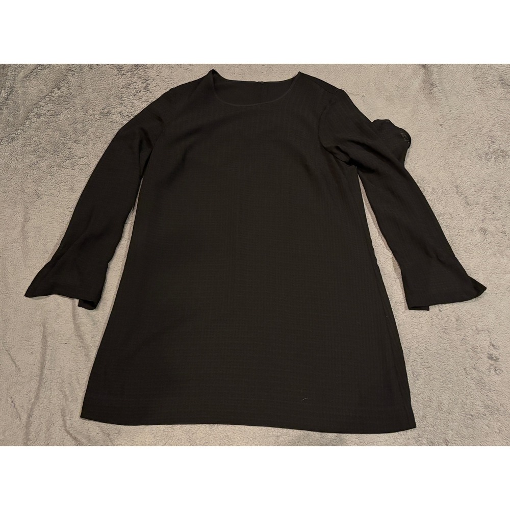 BCBGeneration Black Ruffle Sleeve Shift Dress Textured Long Sleeve Mini Size M